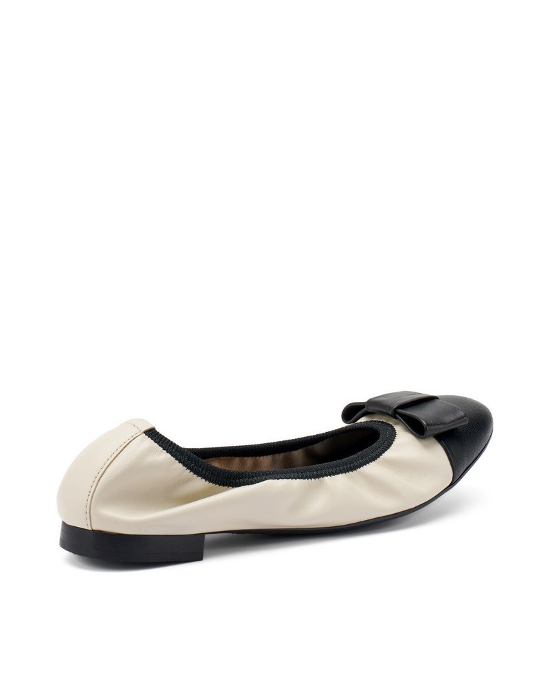 Frau ballerina in nappa nero cream con fiocco 70P3