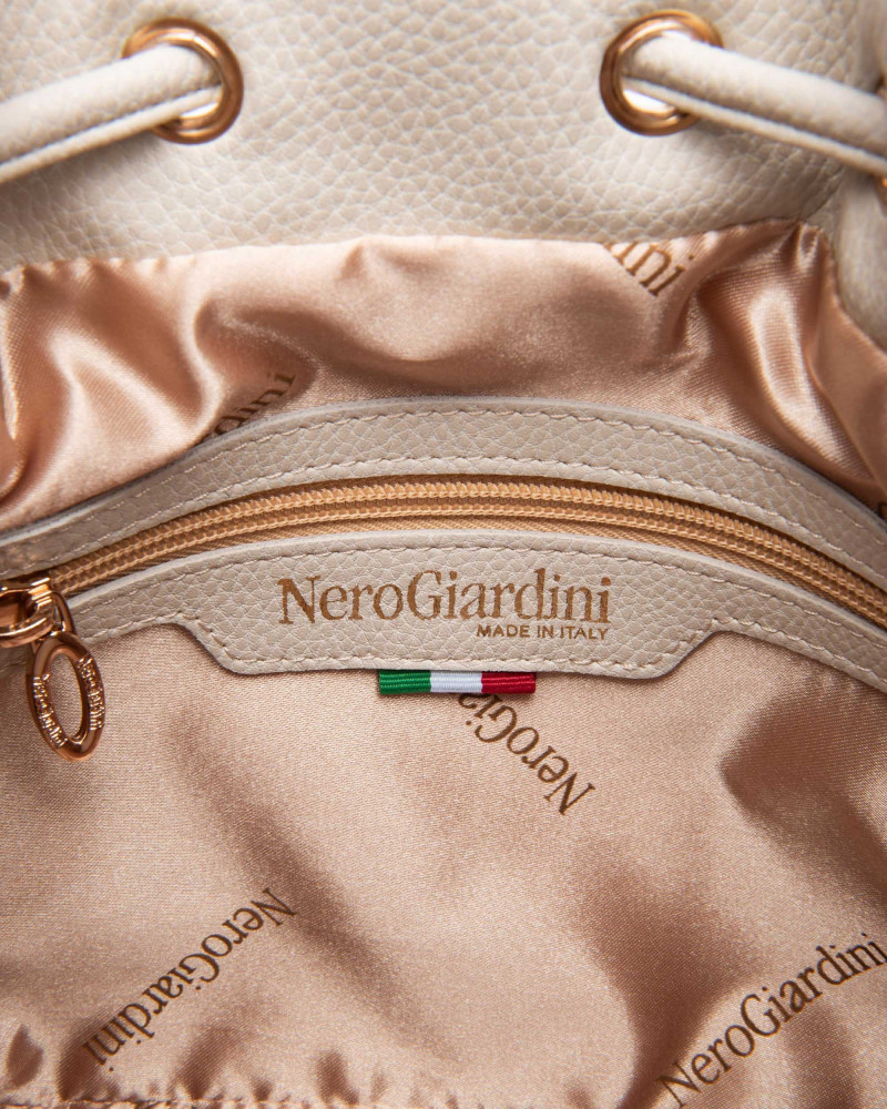 Nero Giardini borsa a secchiello da donna col .latte E543962D711