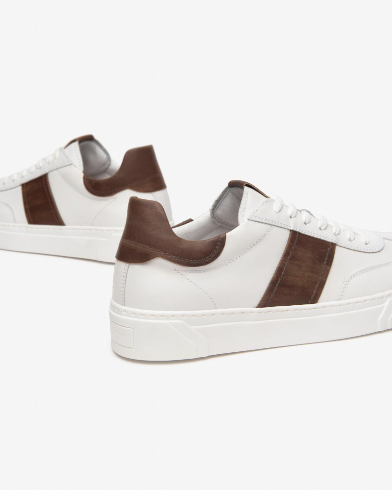 Nero Giardini sneakers uomo in pelle bianco con inserto marrone