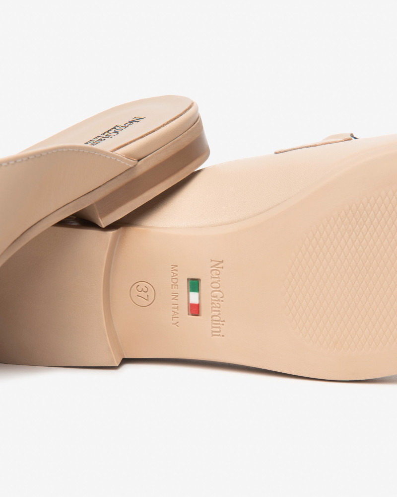 Nero Giardini sabot donna in pelle col. lino E518210D453