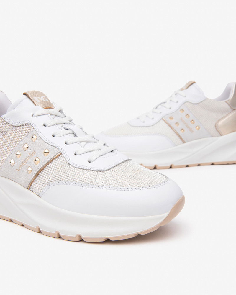 Nero Giardini sneakers donna bianco con borchie oro E512862D707