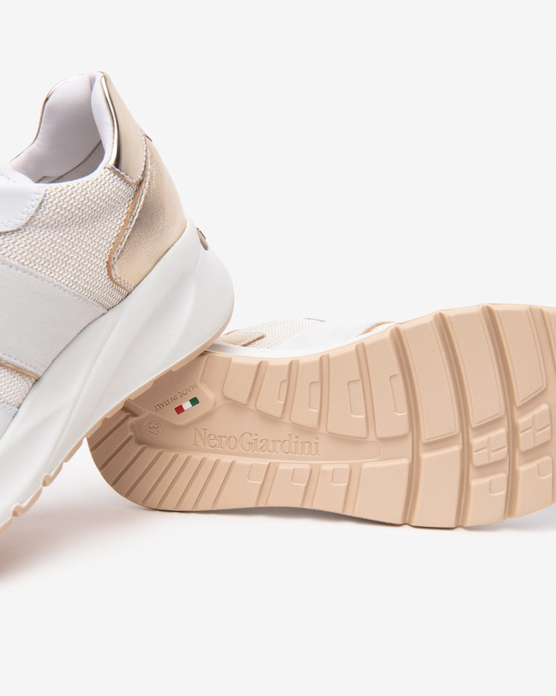 Nero Giardini sneakers donna bianco con borchie oro E512862D707