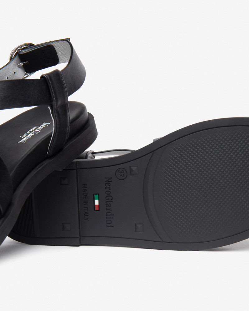 Nero Giardini sandali donna in pelle nero E513490D100