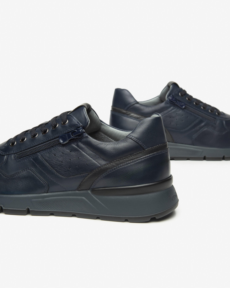 Nero Giardini sneakers uomo in pelle blu I500870U200