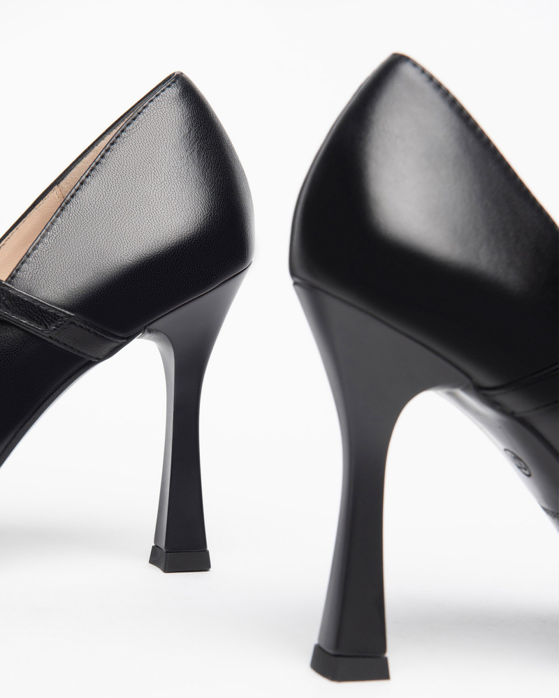 Nero Giardini décolleté donna mero con cinturino I308631DE100