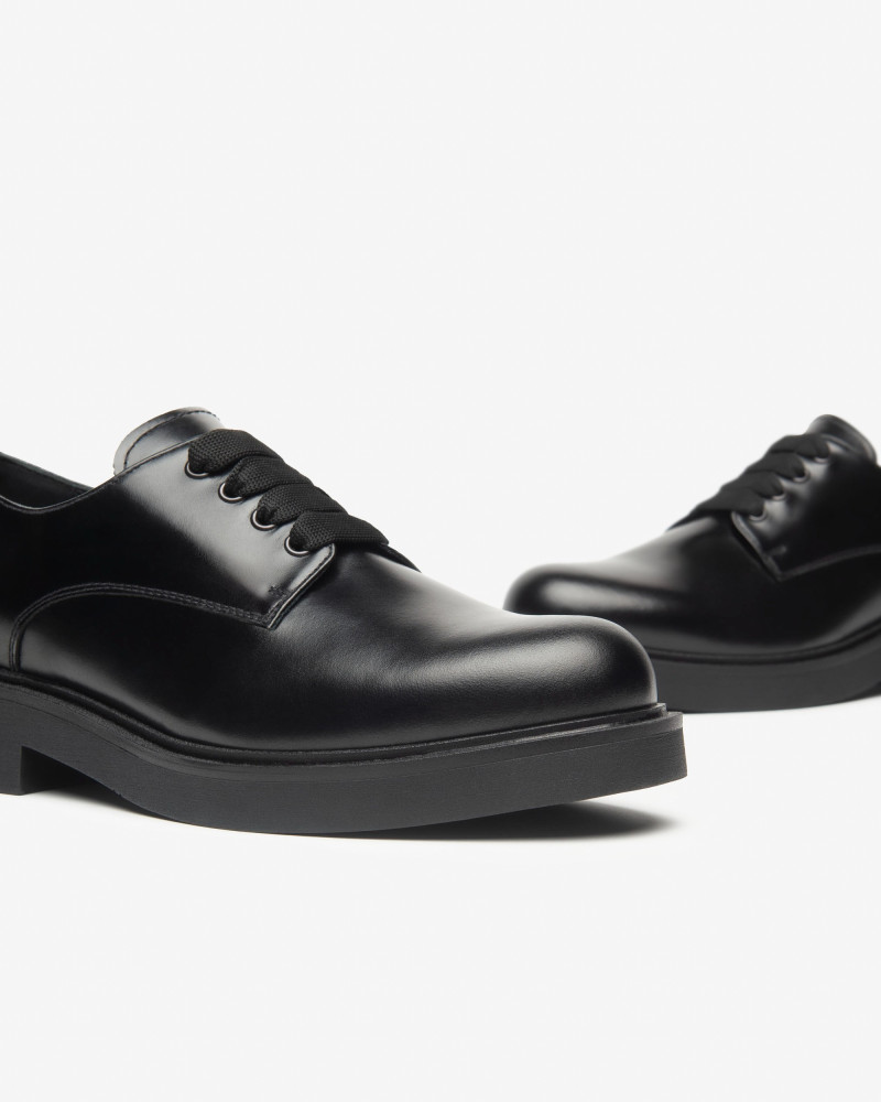 Nero Giardini stringate donna in pelle nero I513972D100