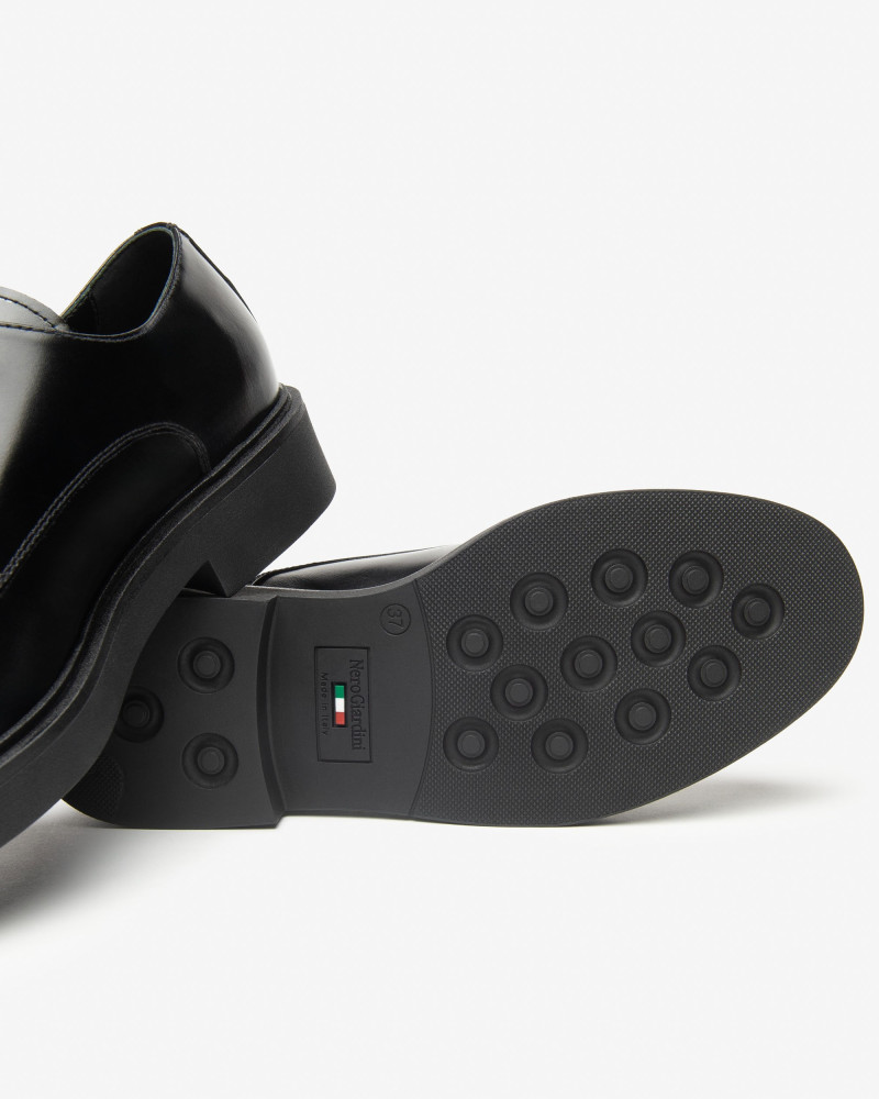 Nero Giardini stringate donna in pelle nero I513972D100