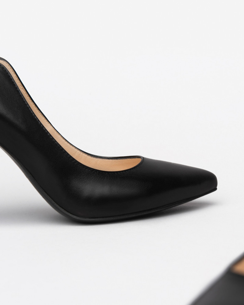 Nero Giardini décolleté in pelle nero E211070DE100