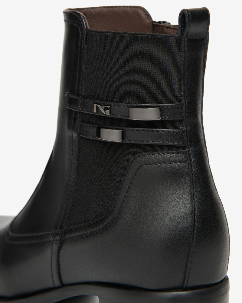 Nero Giardini stivaletti donna in pelle nero I513840D100