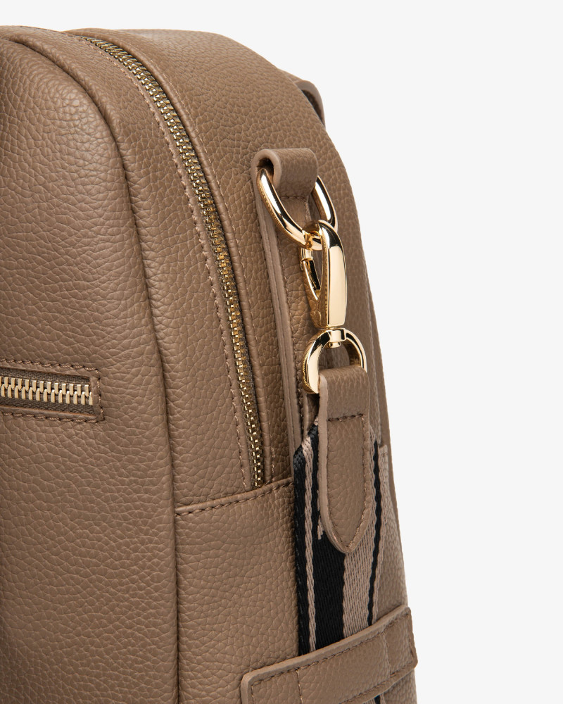 Nero Giardini zainetto in materiale tecnico col. noce I544081D401