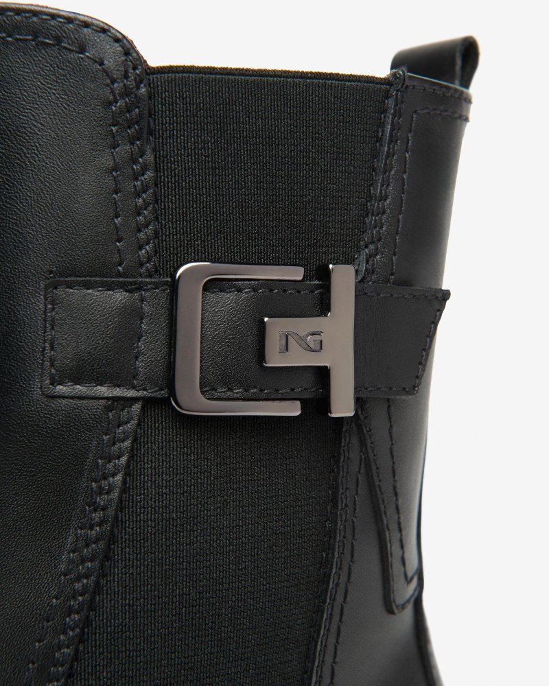 Nero Giardini stivaletti donna in pelle nero I514830D100