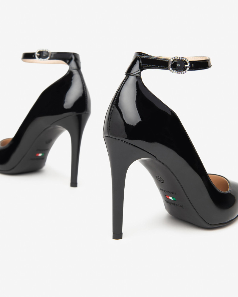 Nero Giardini décolleté in vernice nero I410820DE100