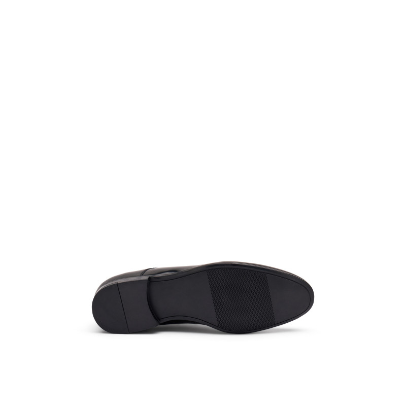 Frau allacciata uomo in pelle lucida nero 71K3