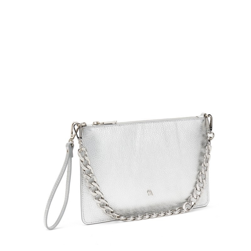 Frau pochette in pelle laminato argento B364