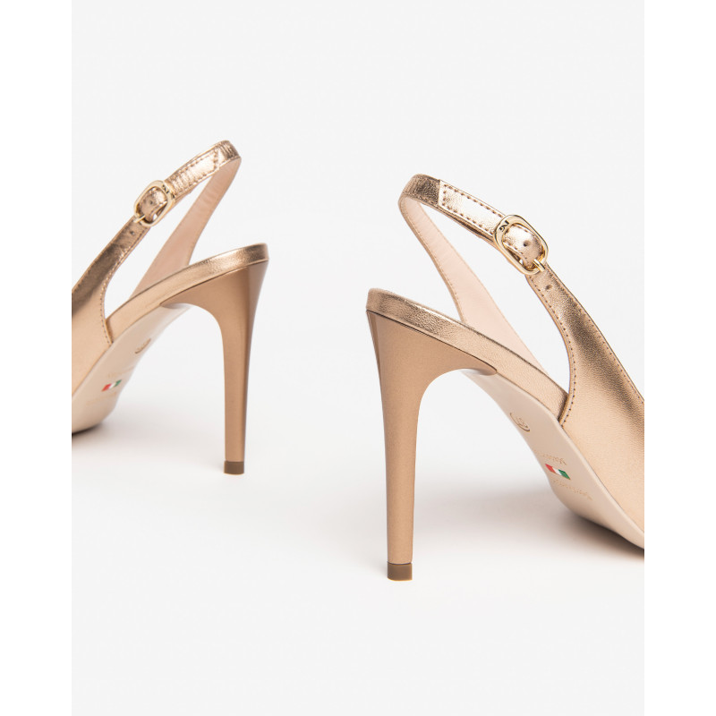 Nero Giardini slingback laminata col. sandalo E307041DE434