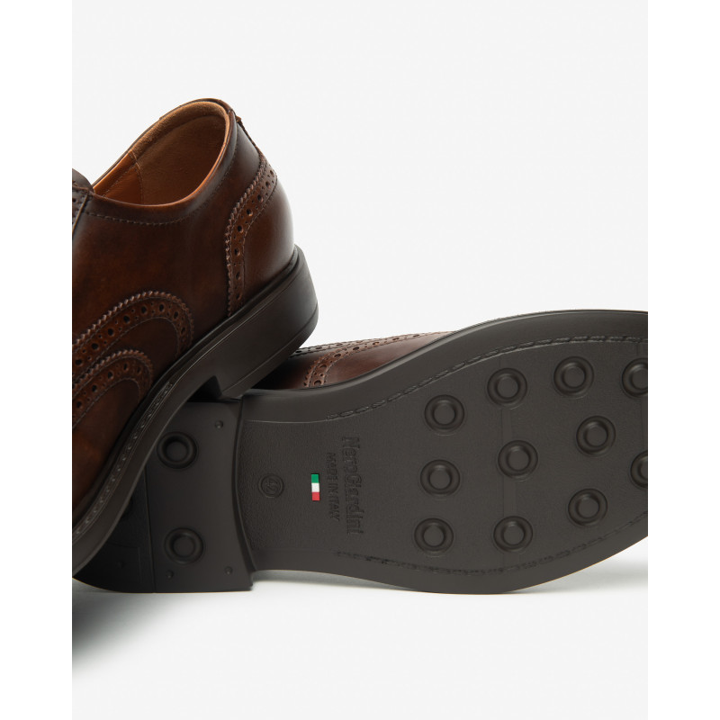 Nero Giardini stringate uomo in pelle delavato beige marrone E601081U412