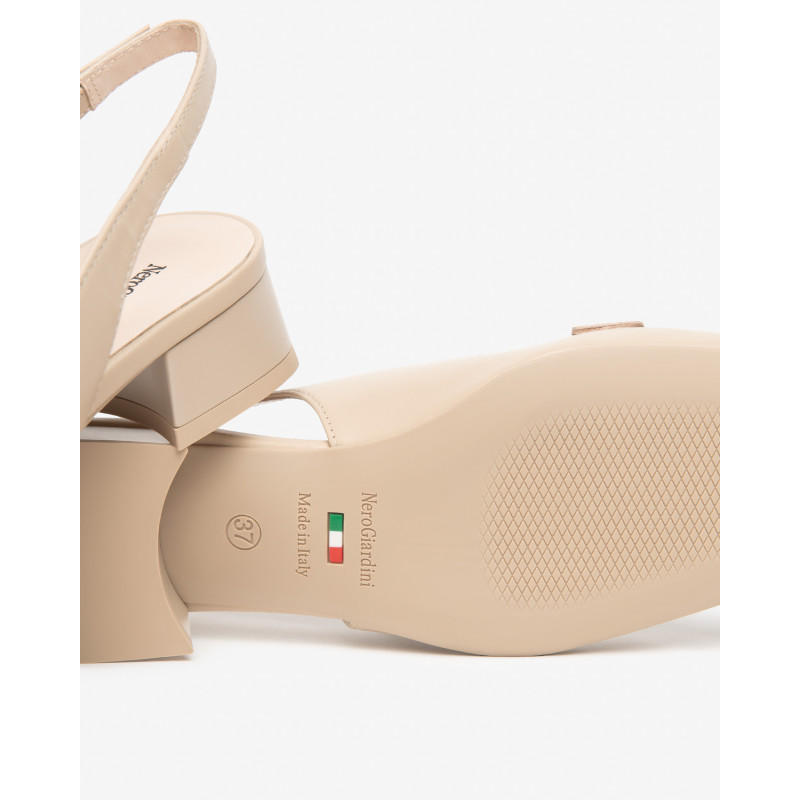 Nero Giardini slingback donna in nappa col. lino E615500D453