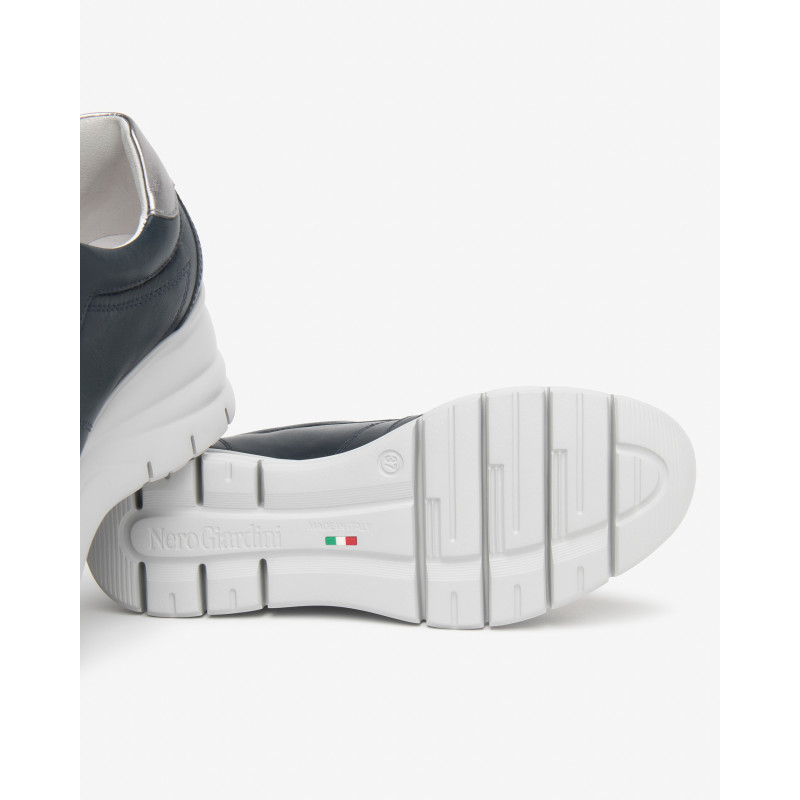 Nero Giardini sneakers donna in pelle blu E615221D200