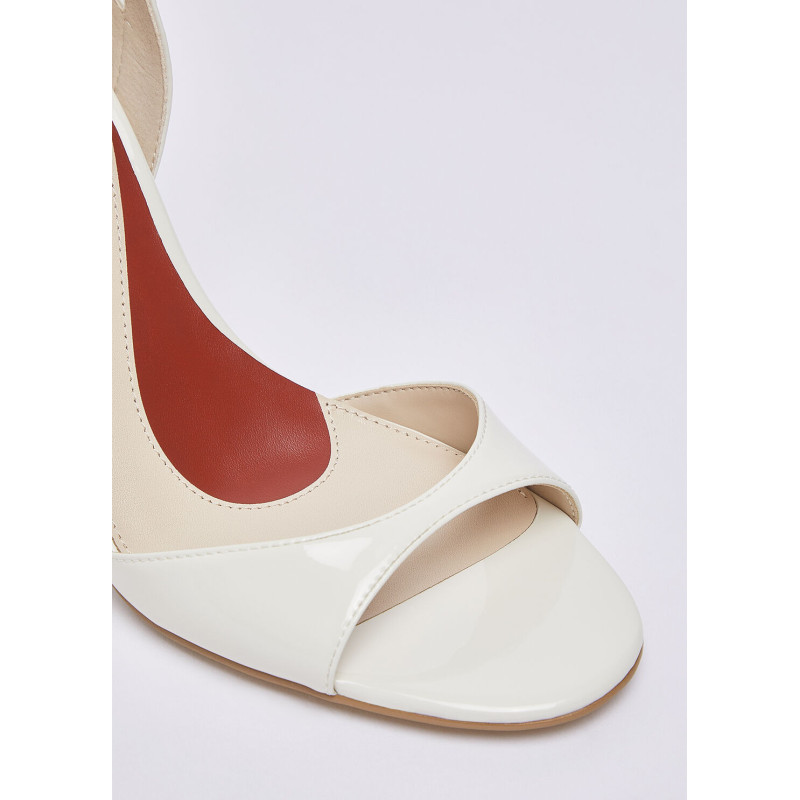 Liu Jo sandali My Tracy 02 in vernice milk SXX017EX004