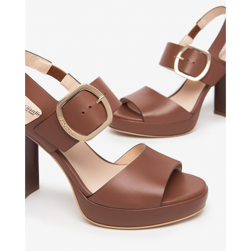 Nero Giardini sandali donna in pelle cuoio E513354D400