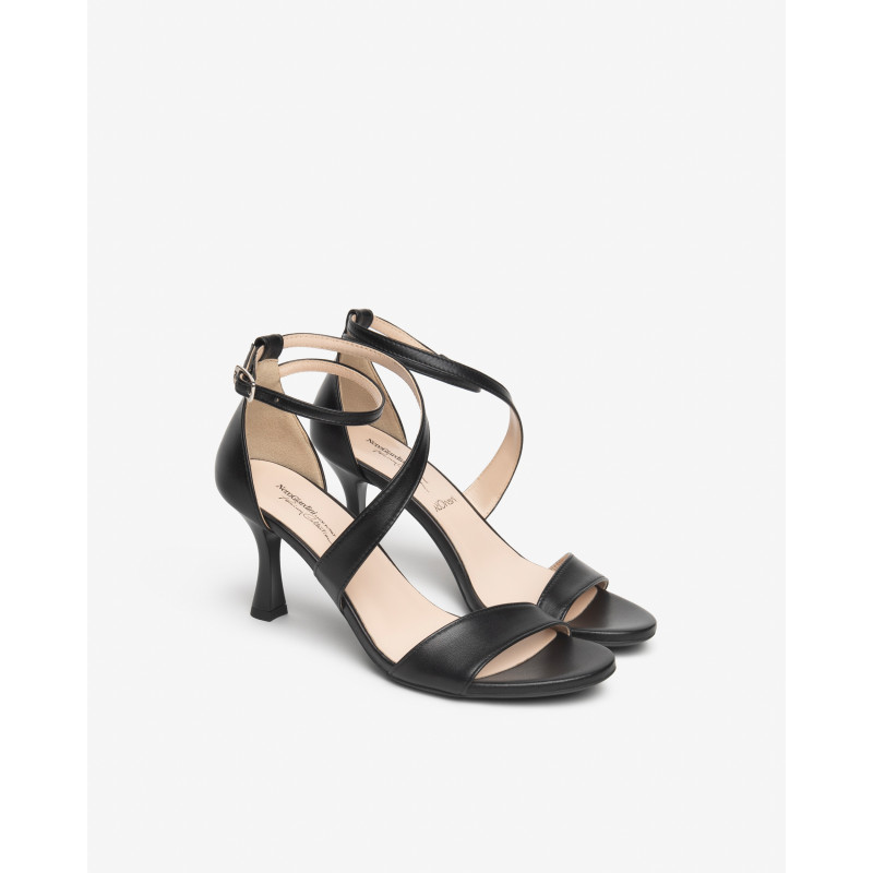 Nero Giardini sandali donna in pelle nero E615640DE100