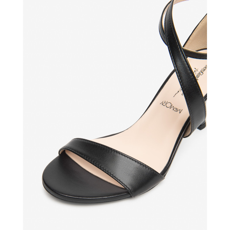 Nero Giardini sandali donna in pelle nero E615640DE100