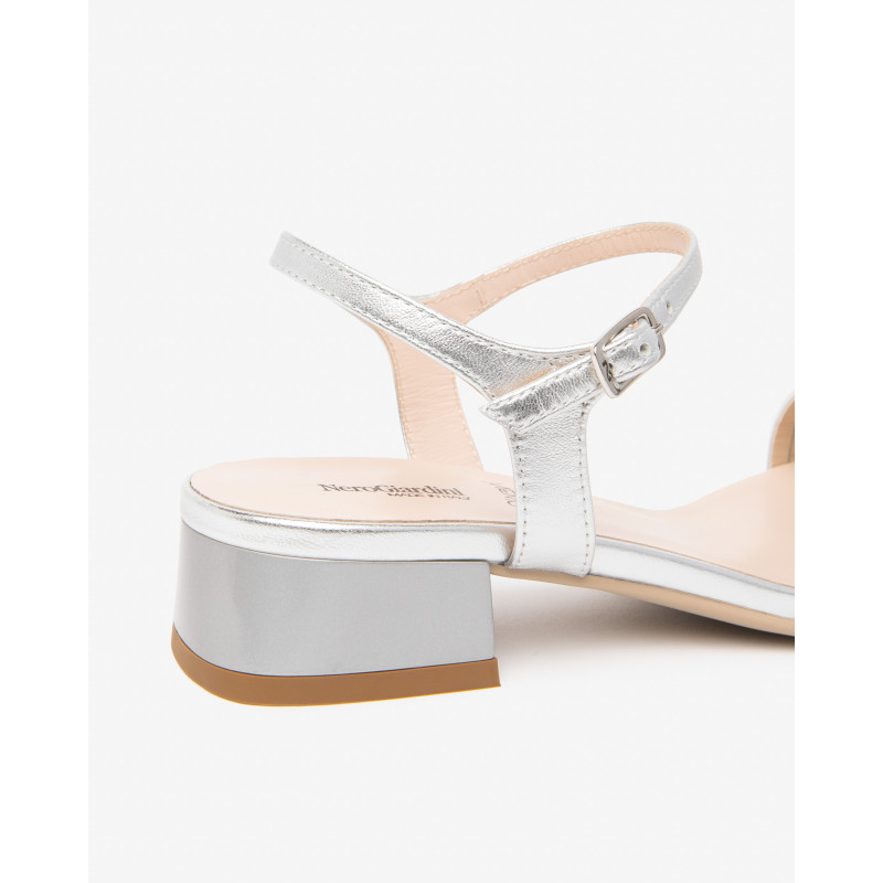 Nero Giardini sandali donna in pelle argento con nodo E615731D700