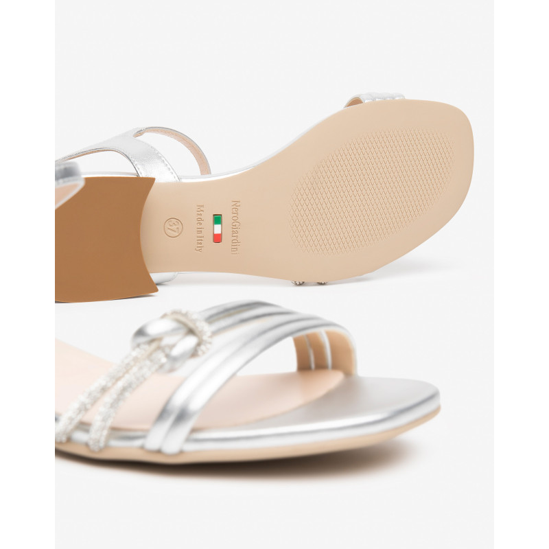 Nero Giardini sandali donna in pelle argento con nodo E615731D700