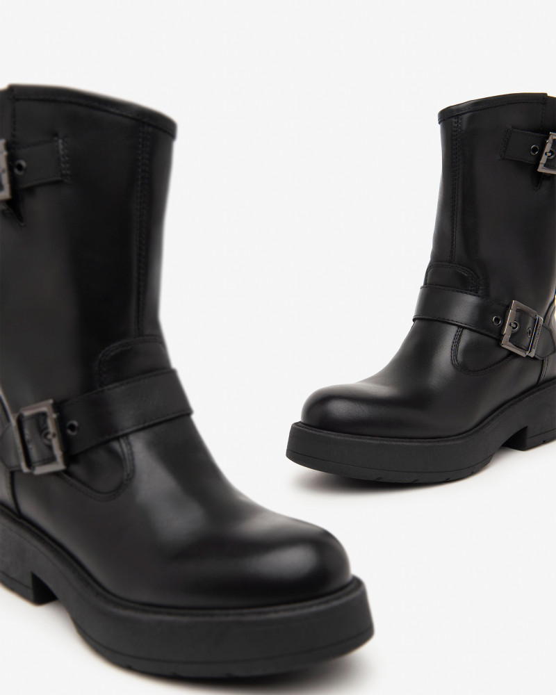 Nero Giardini stivaletti donna in pelle nero I411980D100